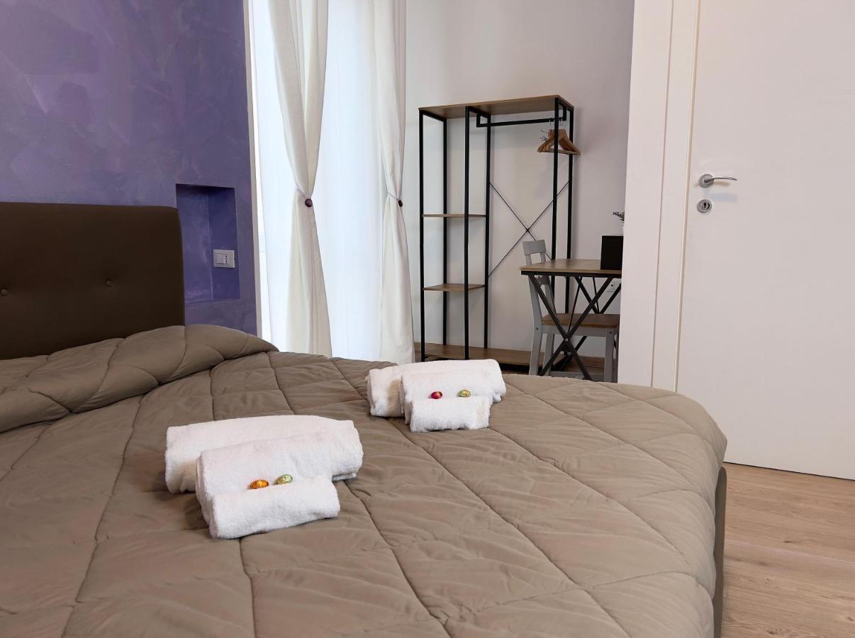 Butterfly B&B Ливорно Екстериор снимка
