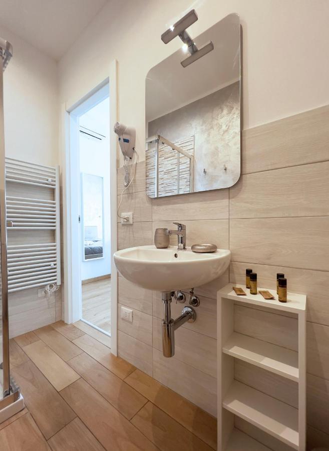 Butterfly B&B Ливорно Екстериор снимка