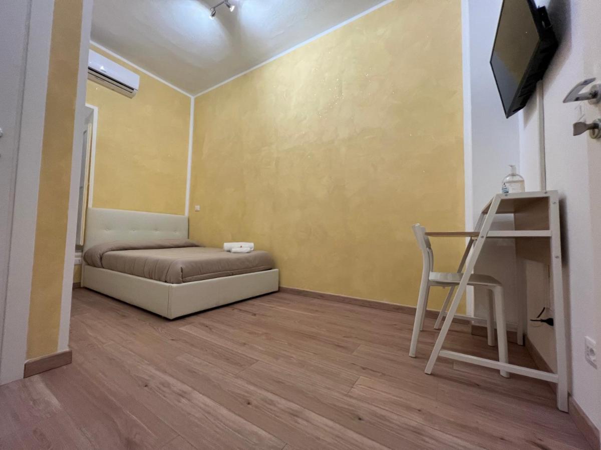 Butterfly B&B Ливорно Екстериор снимка